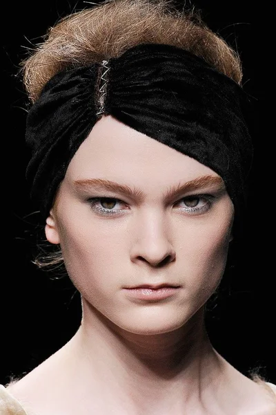 Look 90
